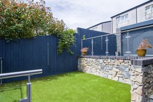 Photo 14- click for photo gallery